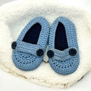 Crocheted Baby Shoes-Blue Boy-Buttons-Newborn-Shower-Gift Idea-Vintage Look